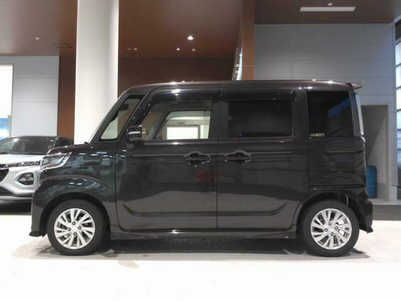 SPACIA CUSTOM