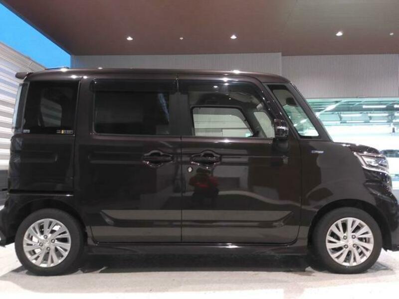 SPACIA CUSTOM