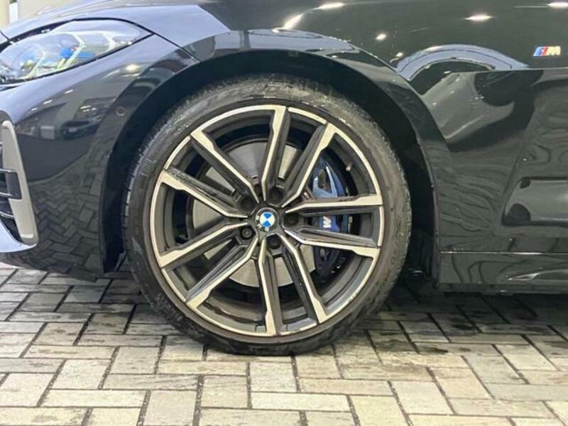 4 SERIES