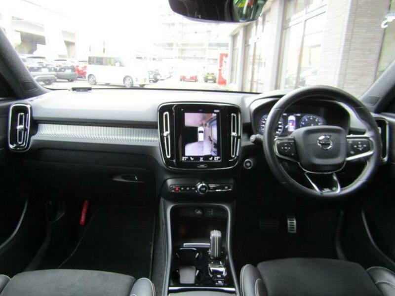 XC40