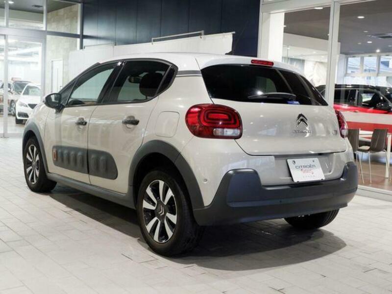 C3