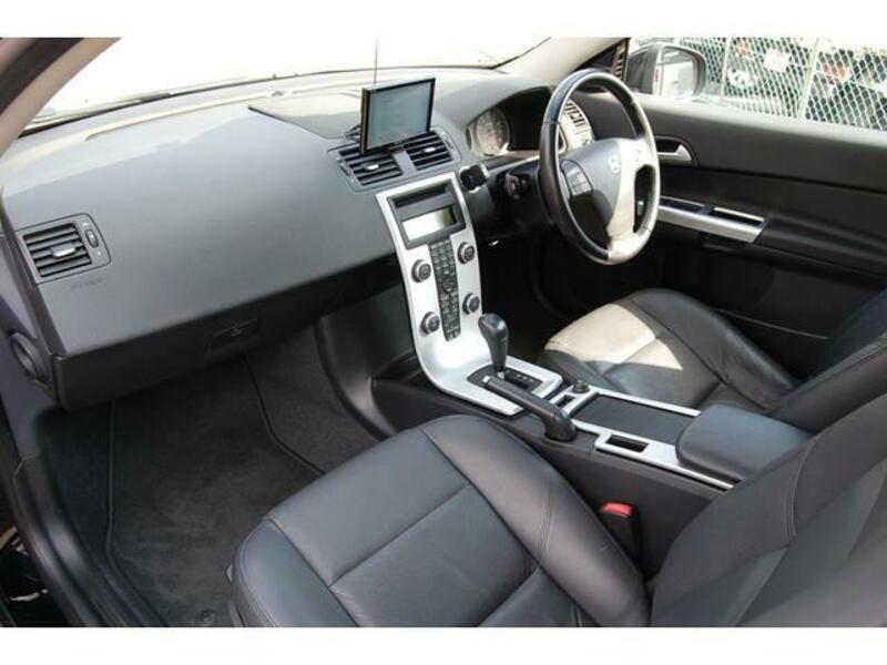 C30