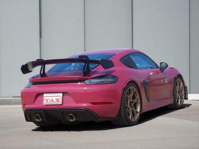 718 CAYMAN