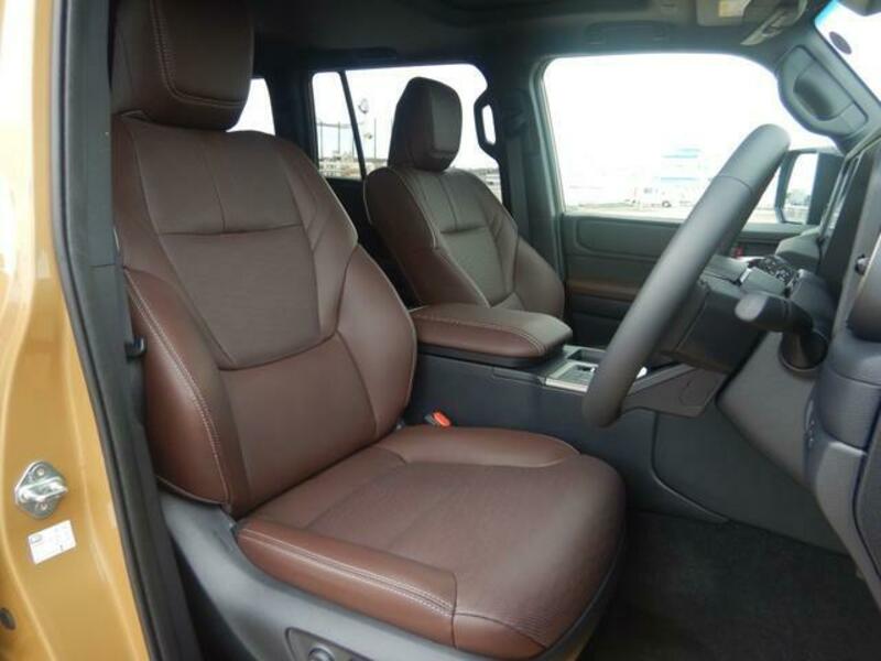 LAND CRUISER 250