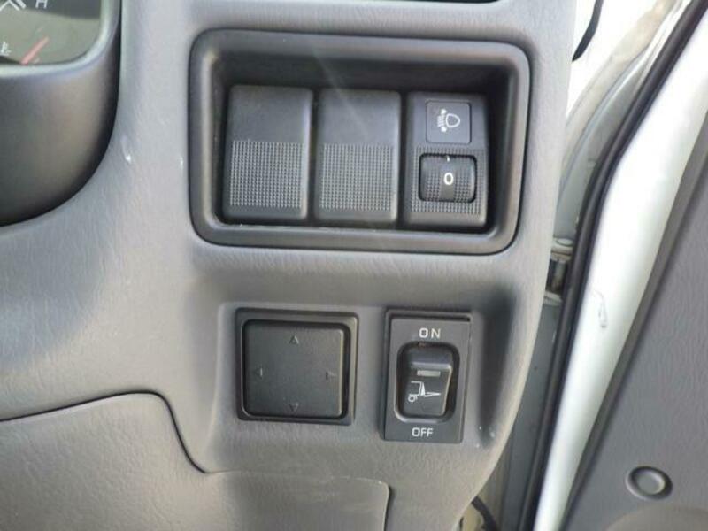 BONGO TRUCK