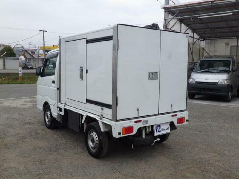 CARRY TRUCK