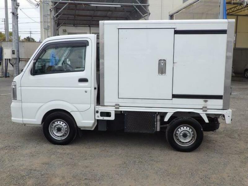 CARRY TRUCK
