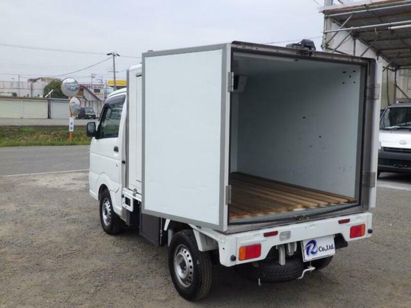 CARRY TRUCK