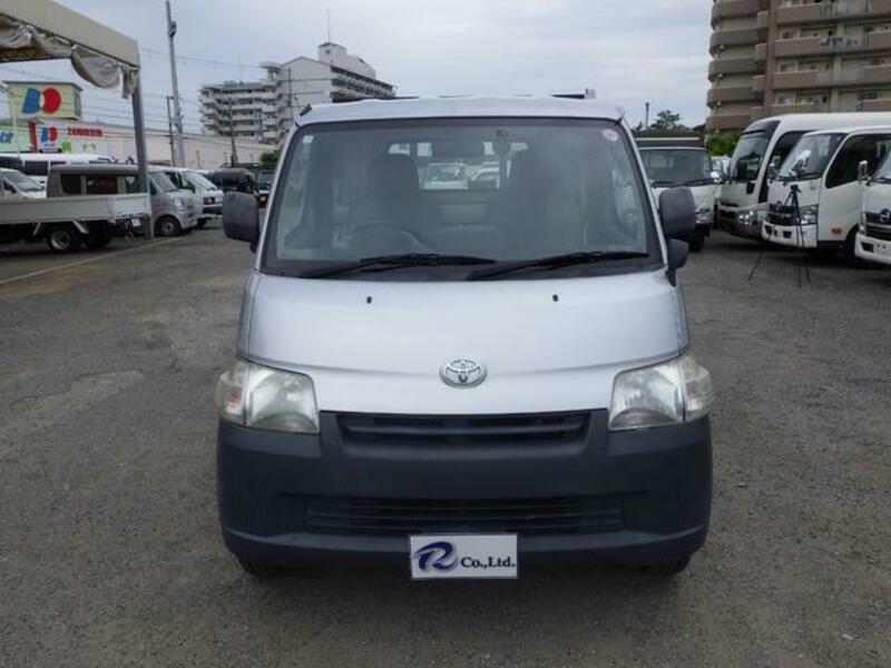 TOWNACE TRUCK