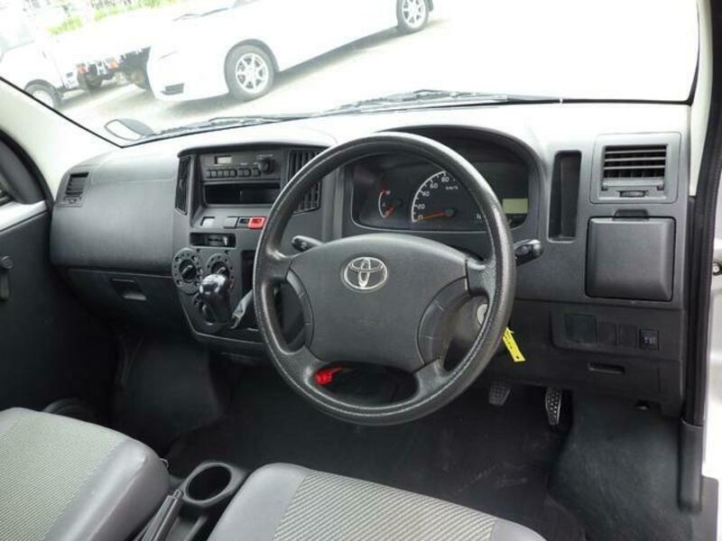 TOWNACE TRUCK