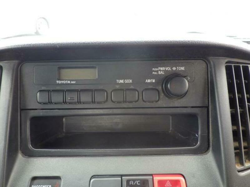 TOWNACE TRUCK