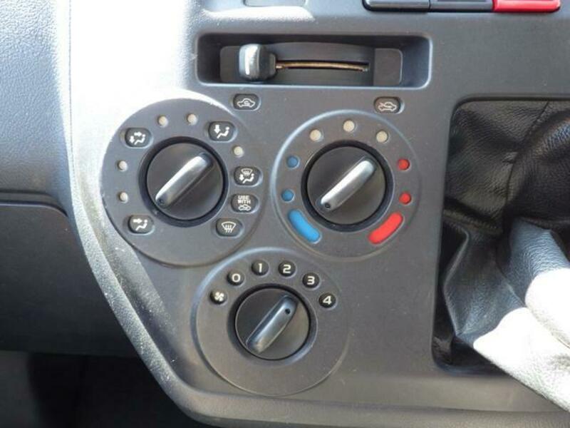 TOWNACE TRUCK