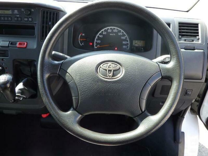 TOWNACE TRUCK
