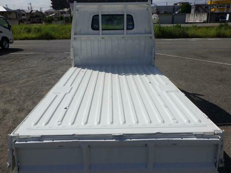 TOWNACE TRUCK