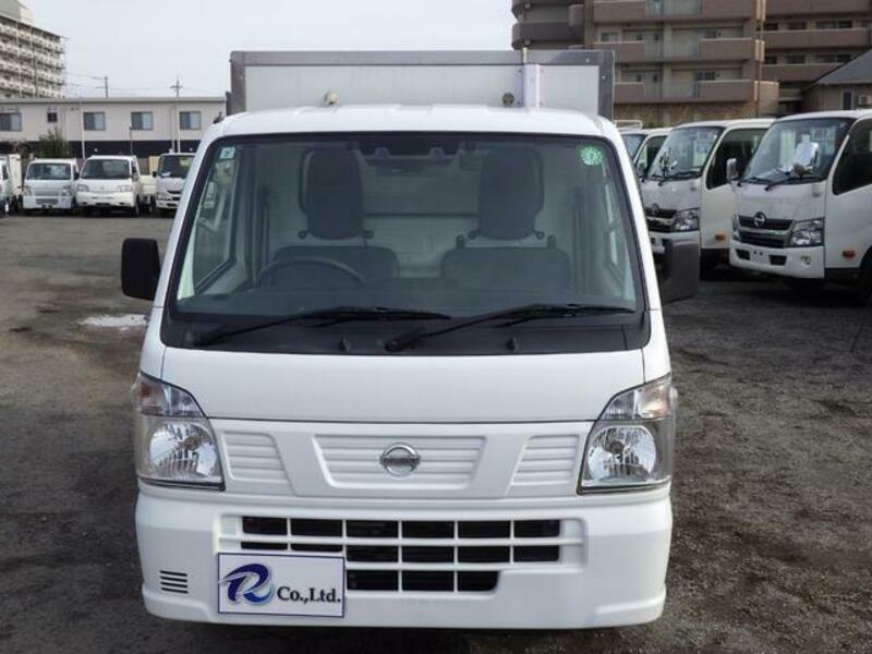 CLIPPER TRUCK