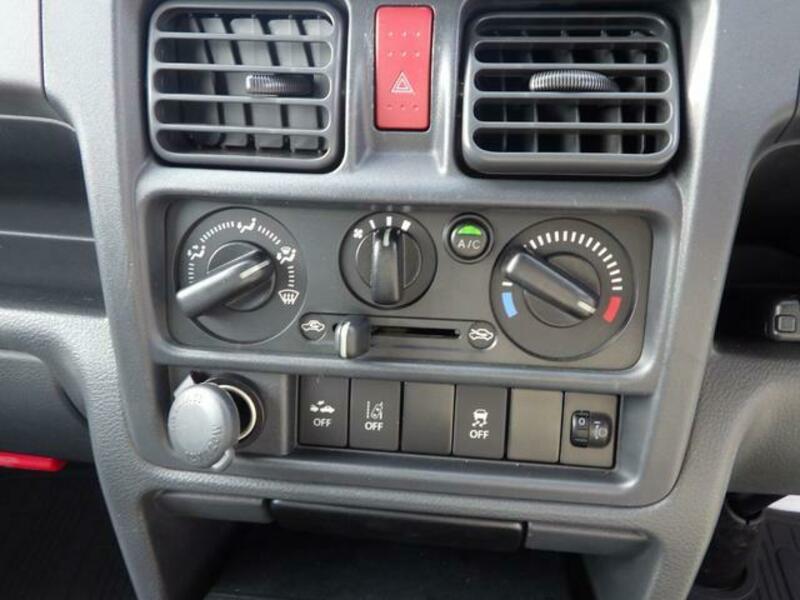 CLIPPER TRUCK