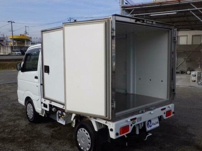 CLIPPER TRUCK