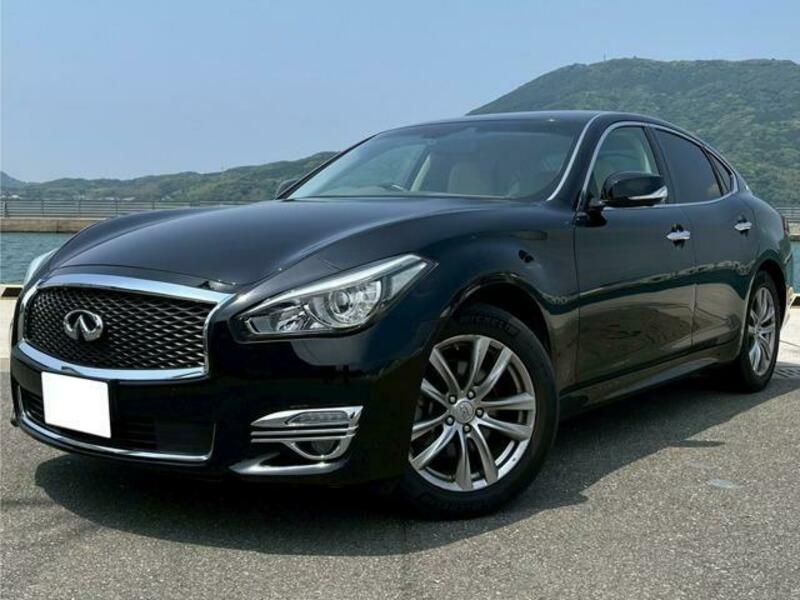 NISSAN FUGA