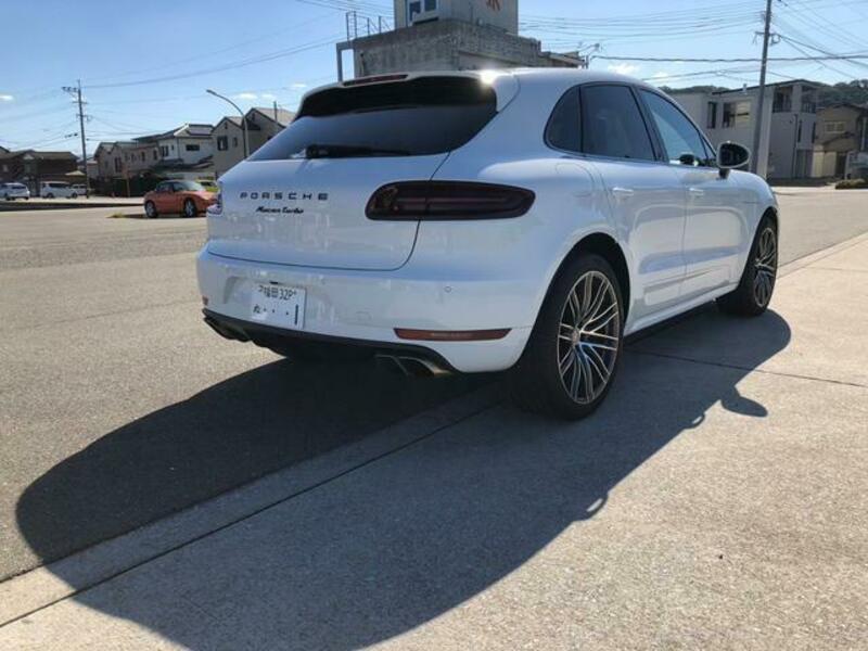 MACAN