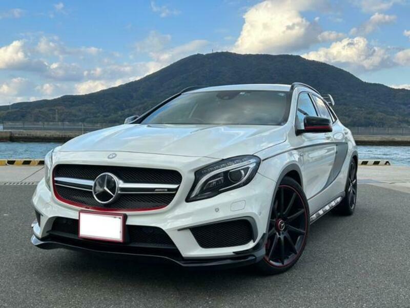 MERCEDES-BENZ GLA CLASS