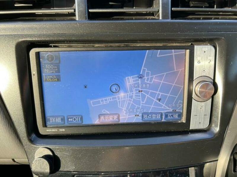 PRIUS ALPHA