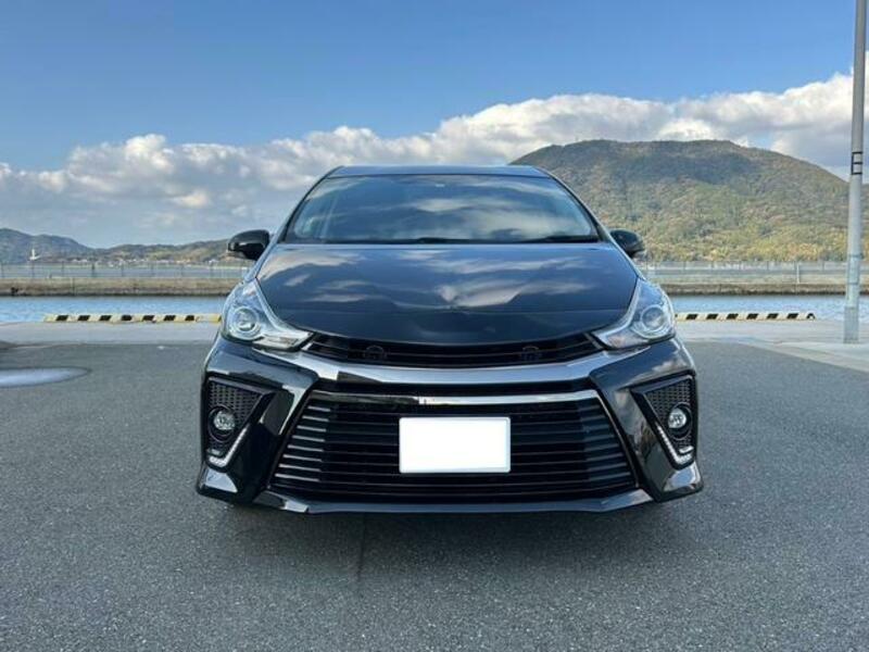 PRIUS ALPHA
