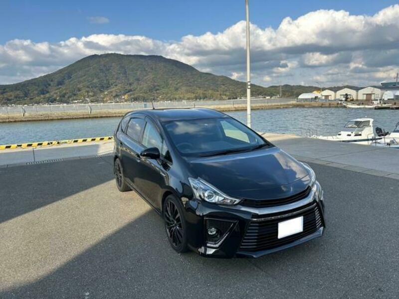 PRIUS ALPHA