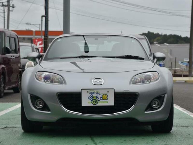 ROADSTER