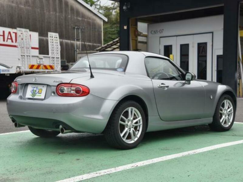 ROADSTER