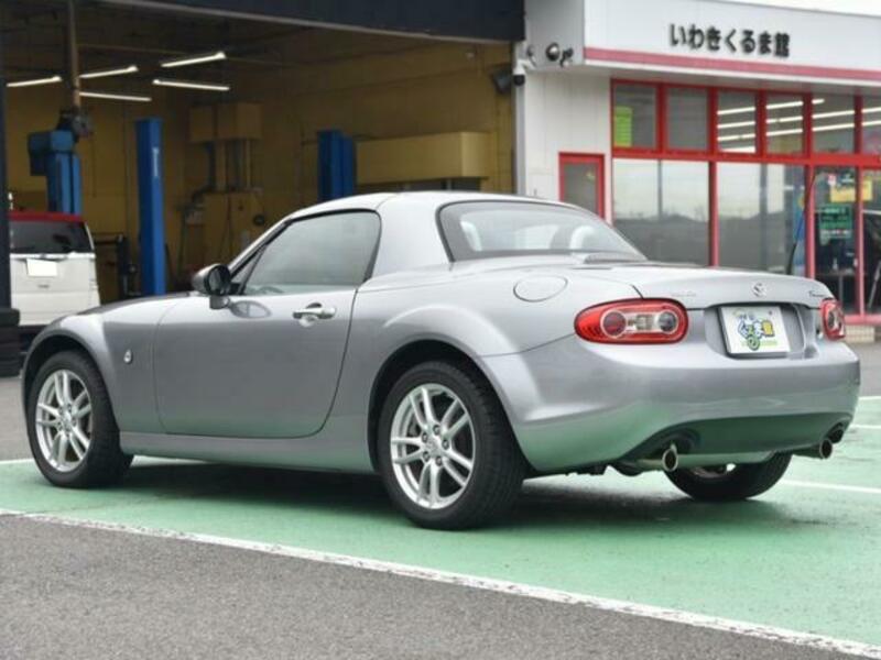 ROADSTER