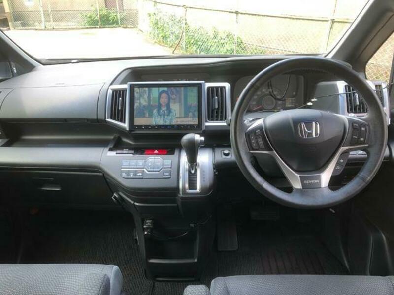 STEPWAGON SPADA
