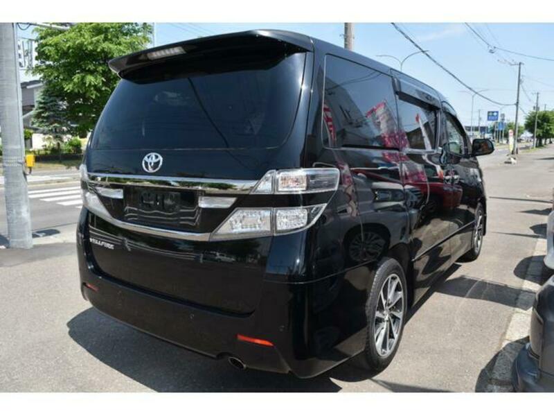 VELLFIRE