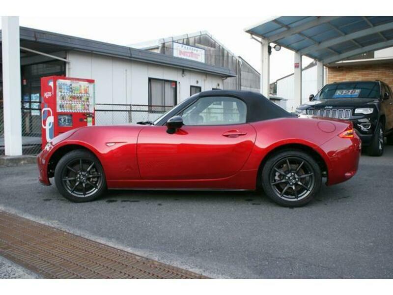 ROADSTER