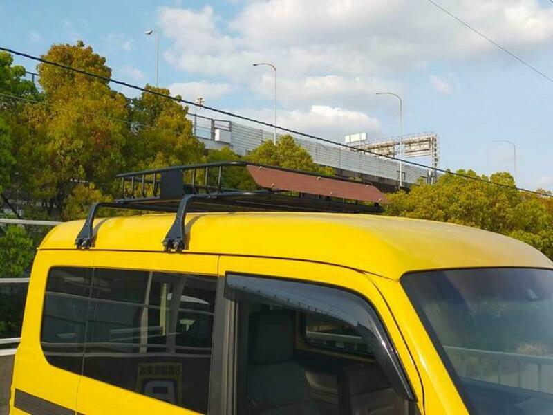 N-VAN