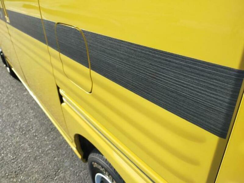 N-VAN