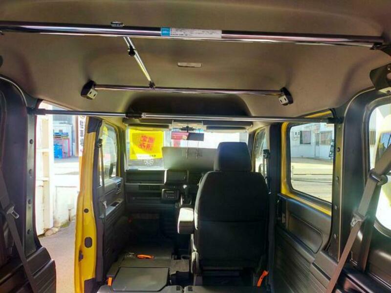 N-VAN