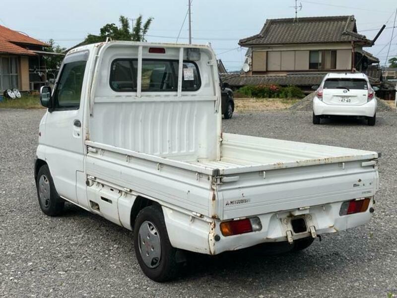 MINICAB TRUCK
