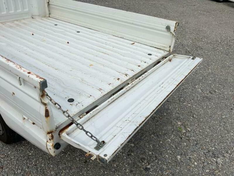 MINICAB TRUCK