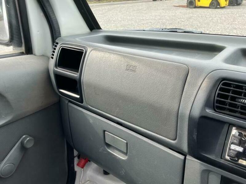 MINICAB TRUCK