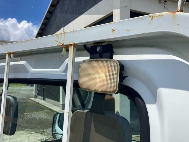 CLIPPER TRUCK