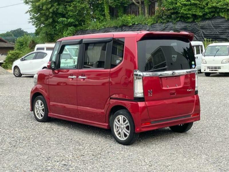 N BOX CUSTOM