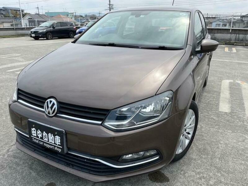 VOLKSWAGEN POLO