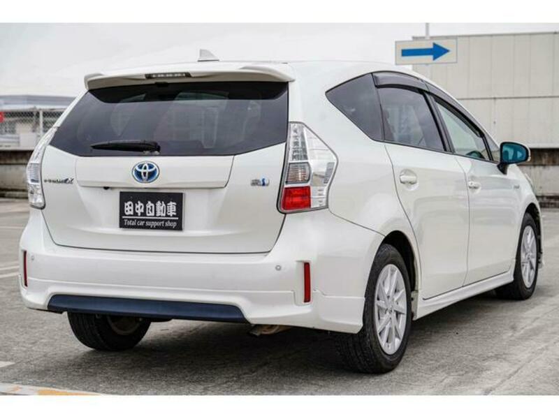 PRIUS ALPHA