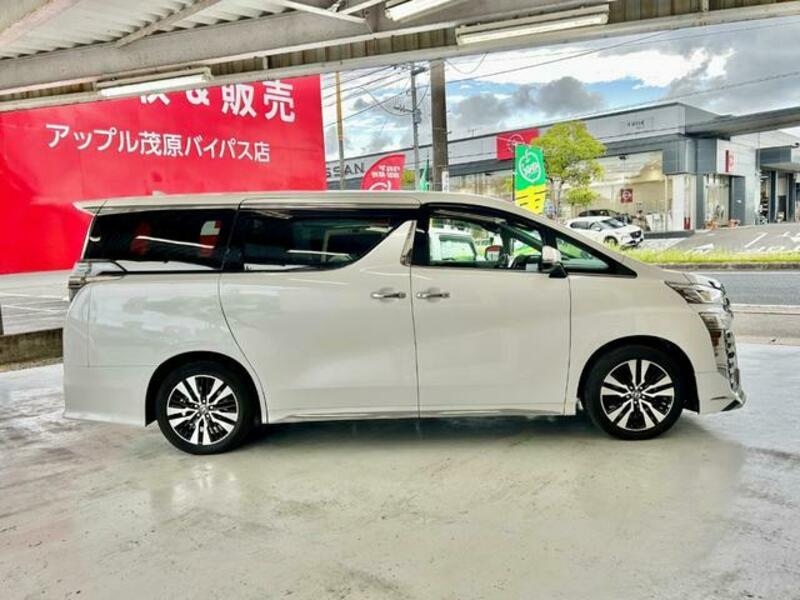 VELLFIRE