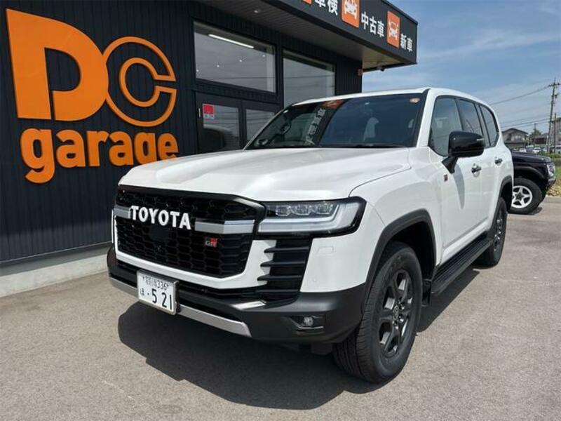 TOYOTA LAND CRUISER
