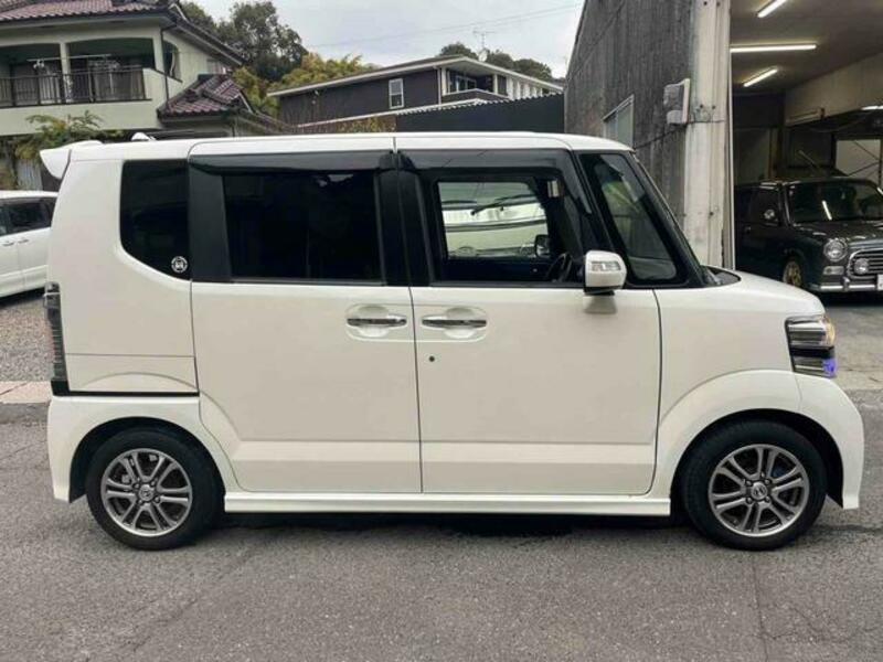 N BOX CUSTOM