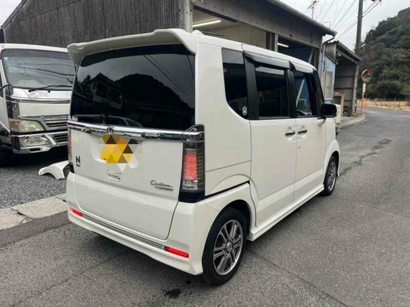 N BOX CUSTOM