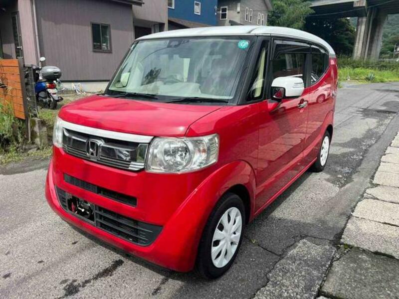 HONDA N BOX SLASH