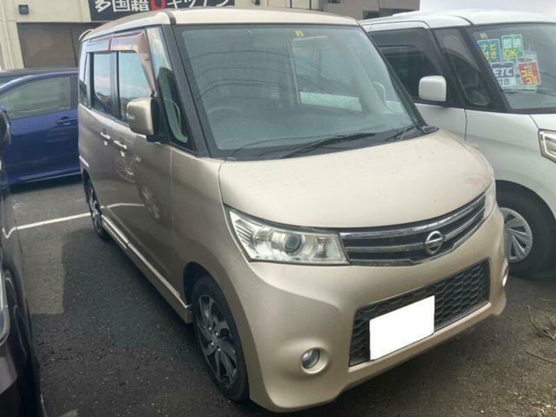 NISSAN ROOX
