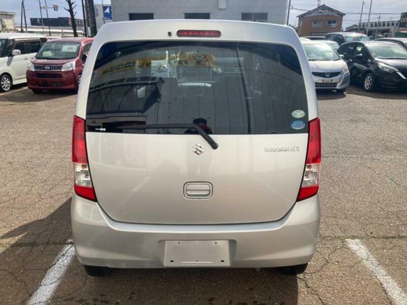 WAGON R